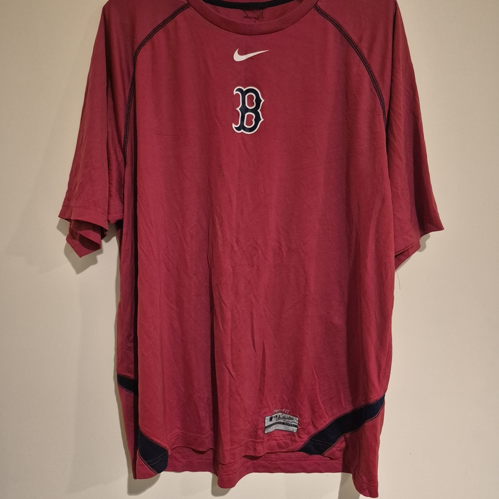 Nike Red Short Sleeve Men's Tee